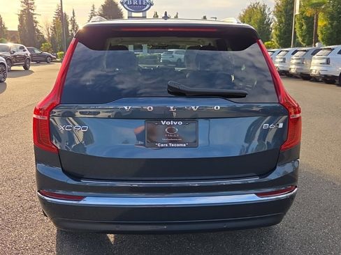 Certified 2023 Volvo XC90 B6 Ultimate w/ Lounge Package image 12
