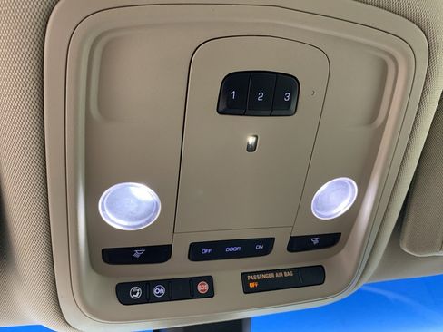 Used 2015 Cadillac XTS Standard image 27