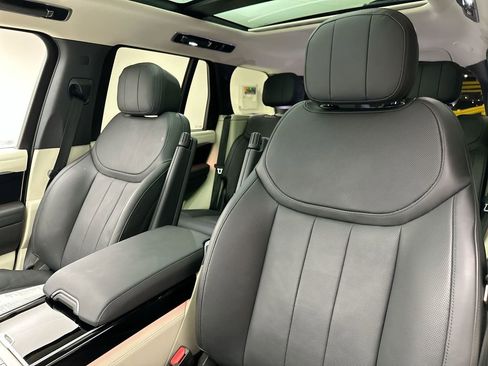 Certified 2024 Land Rover Range Rover SE AWD/4WD image 22