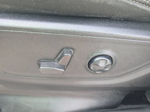 Used 2021 RAM 1500 Big Horn AWD/4WD image 13