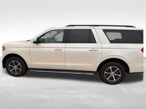 Used 2019 Ford Expedition Max XLT w/ Equipment Group 202A image 11