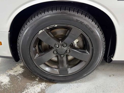 Used 2013 Dodge Challenger R/T Plus RWD image 10