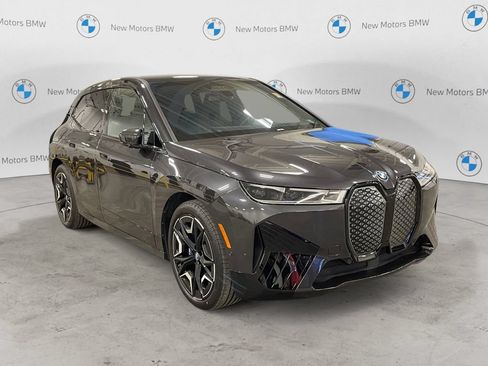 Certified 2025 BMW iX M60 AWD/4WD image 7