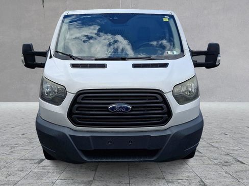 Used 2016 Ford Transit 150 130 Low Roof RWD image 2