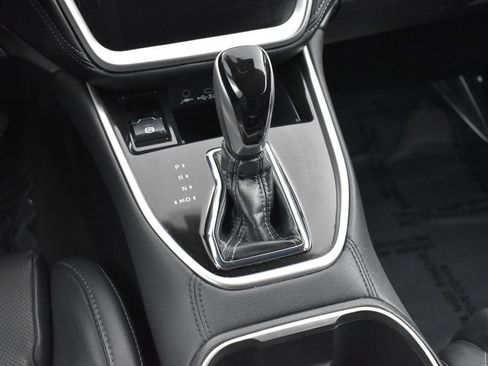 Used 2023 Subaru Outback Limited image 21