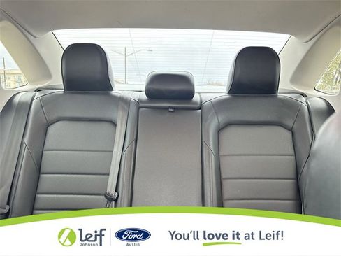 Used 2021 Volkswagen Jetta SE image 29