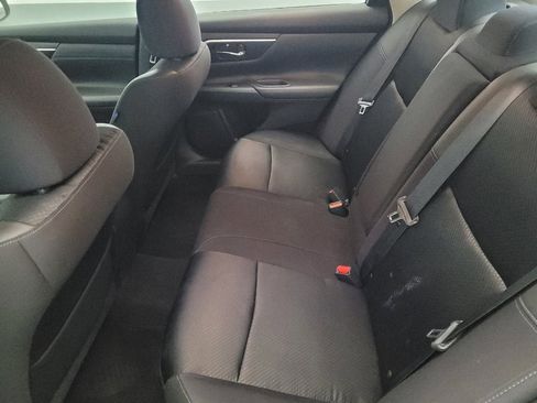 Used 2016 Nissan Altima 2.5 SR image 18