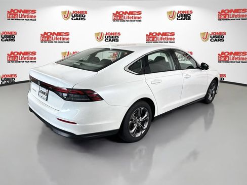 Used 2024 Honda Accord EX image 15