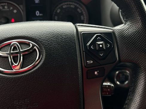 Used 2016 Toyota Tacoma TRD Sport w/ Towing Package AWD/4WD image 33