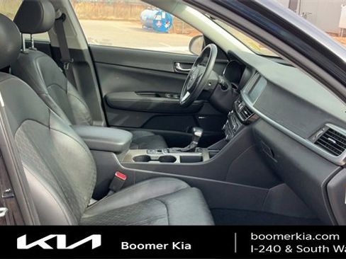 Used 2017 Kia Optima EX w/ Technology Package image 11