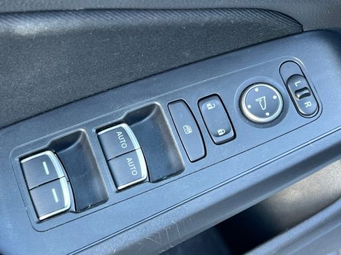 Used 2022 Honda Civic EX image 13