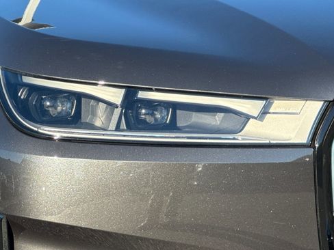 Used 2023 BMW iX xDrive50 w/ Convenience Package image 11