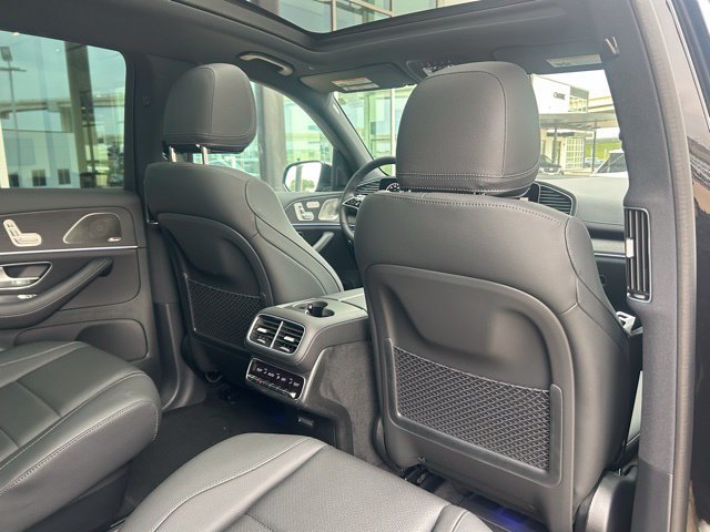 Used 2025 Mercedes-Benz GLS 450 4MATIC image 46