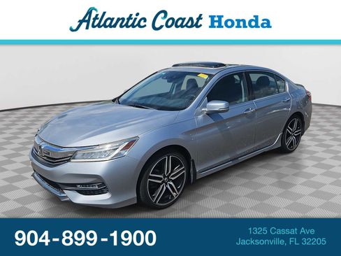 Used 2016 Honda Accord Touring image 1