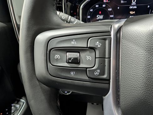 Used 2025 GMC Sierra 1500 Elevation image 21