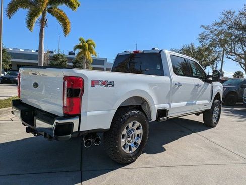 Used 2025 Ford F250 Lariat w/ Lariat Ultimate Package image 4