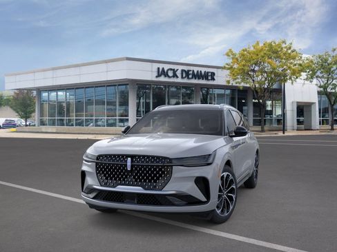 New 2026 Lincoln Nautilus Reserve AWD/4WD image 2