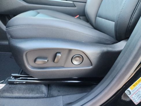 New 2026 Chevrolet Equinox LT w/ Convenience Package II image 25