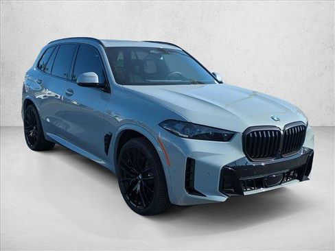 New 2026 BMW X5 xDrive40i w/ M Sport Package AWD/4WD image 7