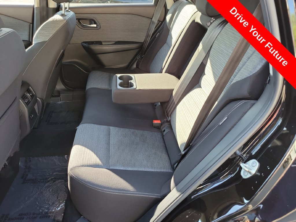 Used 2021 Nissan Rogue SV FWD image 24