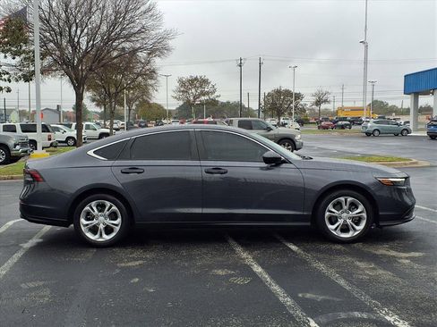 Used 2023 Honda Accord LX image 4