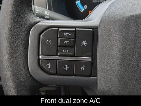 Used 2022 Ford F150 Lariat image 21