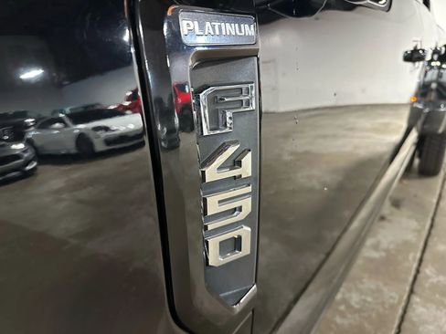Used 2018 Ford F450 Platinum w/ Platinum Ultimate Package image 31