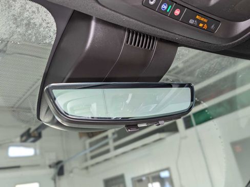 Used 2024 GMC Yukon Denali Ultimate image 33