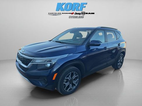 Used 2021 Kia Seltos EX image 1