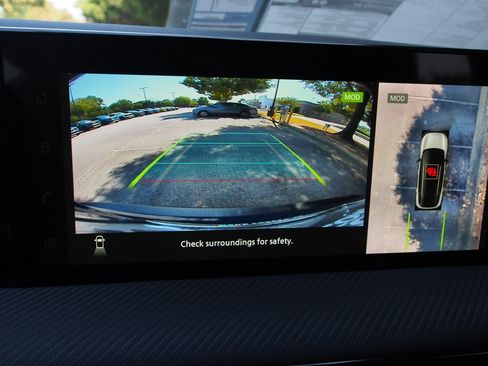 Used 2026 Nissan Kicks SR FWD image 27