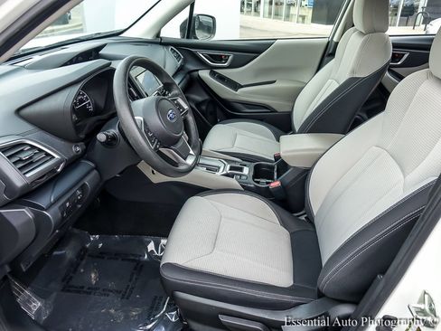 Used 2022 Subaru Forester image 9