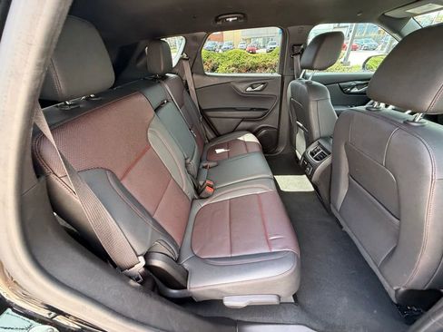 Used 2025 Chevrolet Blazer RS FWD image 37