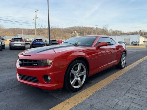 Used 2010 Chevrolet Camaro SS w/ RS Package image 4