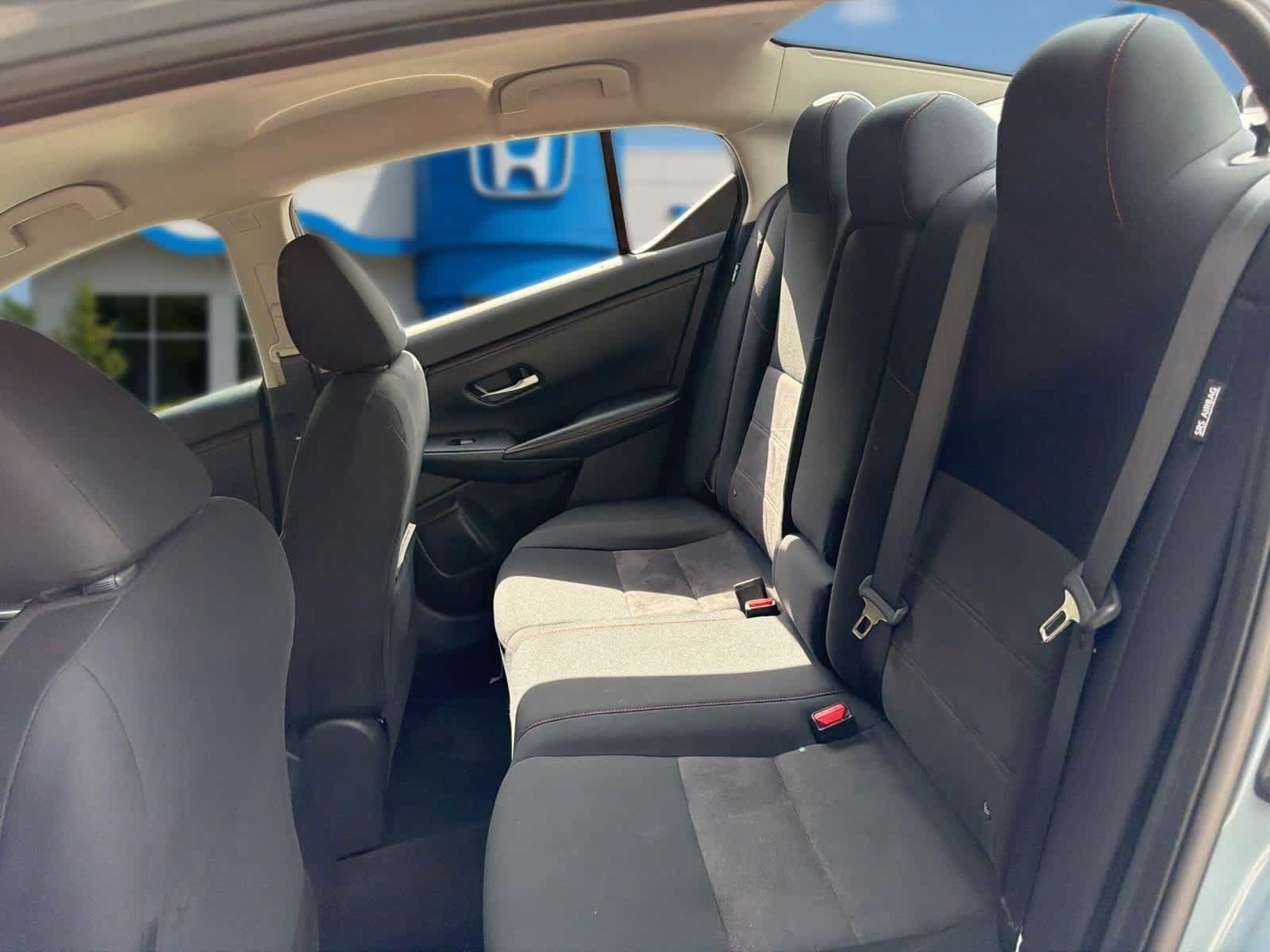 Used 2025 Nissan Sentra SR FWD image 27