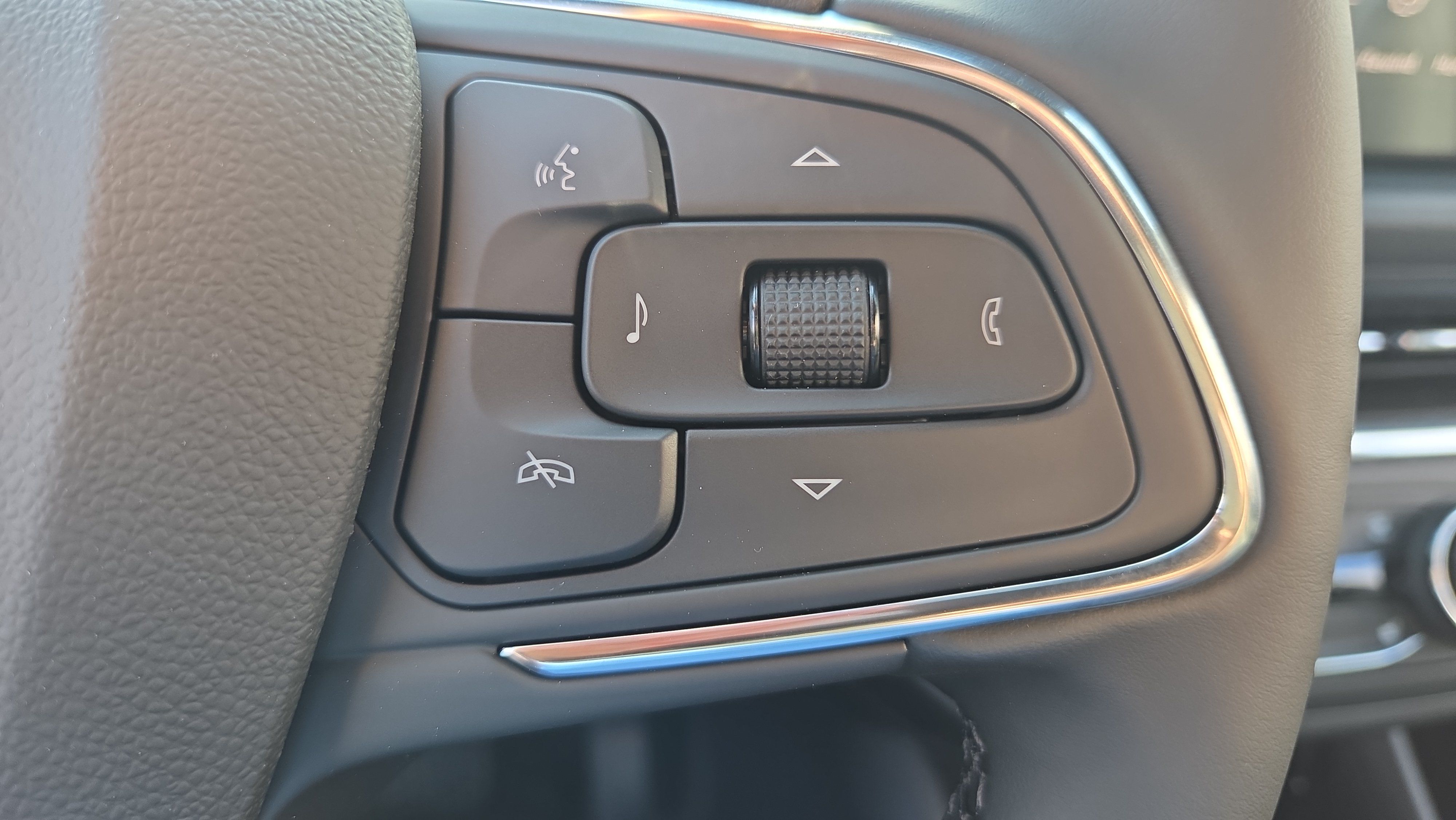 New 2026 Buick Envista Sport Touring w/ Convenience I Package FWD image 24