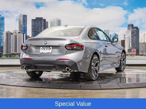 Used 2025 BMW 230i xDrive Coupe w/ Premium Package AWD/4WD image 8