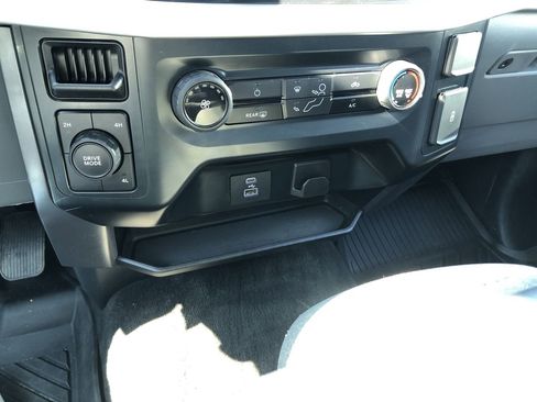 Used 2023 Ford F150 XLT image 18