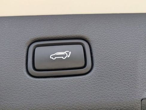 Used 2020 Hyundai Palisade SEL FWD image 14