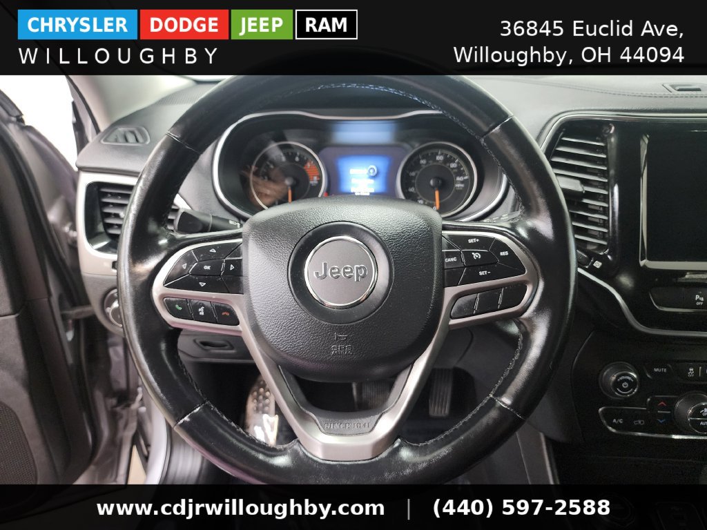 Used 2020 Jeep Cherokee Limited w/ Advanced Safety Group AWD/4WD image 17