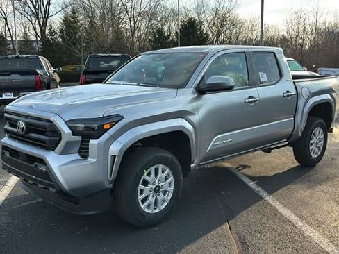 New 2026 Toyota Tacoma SR5 image 2