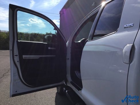 Used 2016 Toyota Tundra SR5 image 31