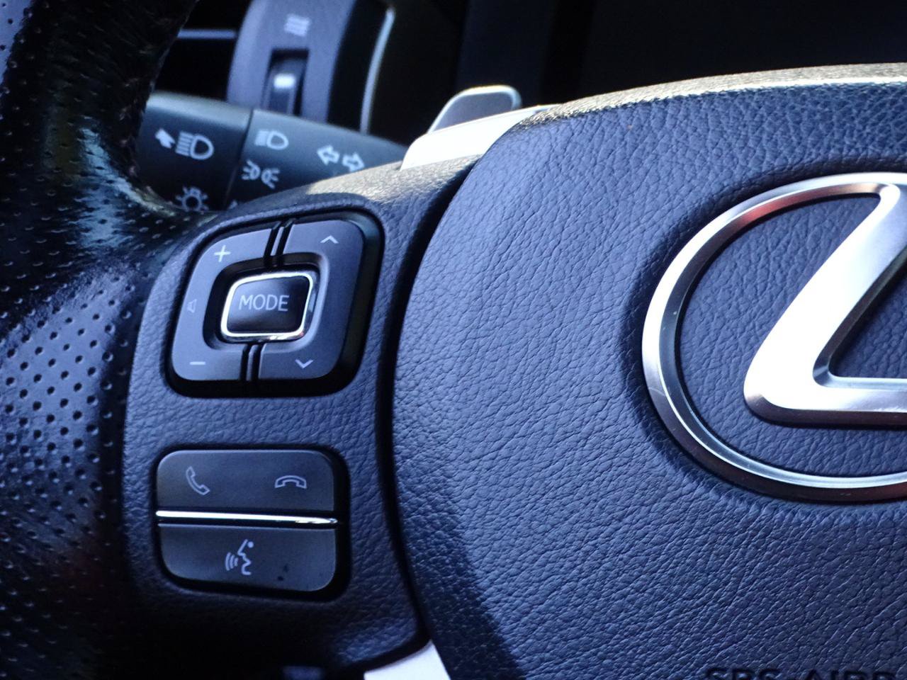 Used 2020 Lexus IS 350 F Sport w/ F Sport Package RWD image 26