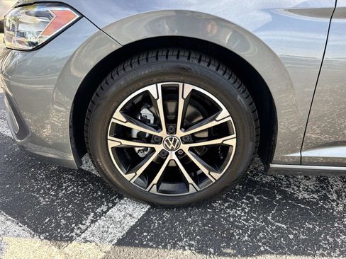 Used 2022 Volkswagen Jetta Sport image 14