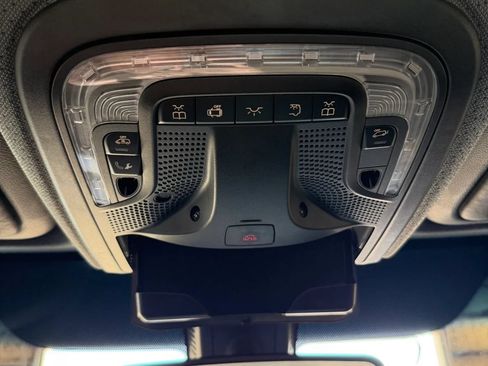 Used 2021 Mercedes-Benz Sprinter 3500 w/ Comfort Plus Package image 15