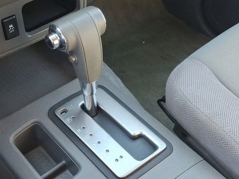 Used 2015 Nissan Frontier S image 14