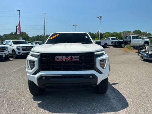 Used 2024 GMC Canyon Elevation w/ Elevation Premium Package RWD image 2