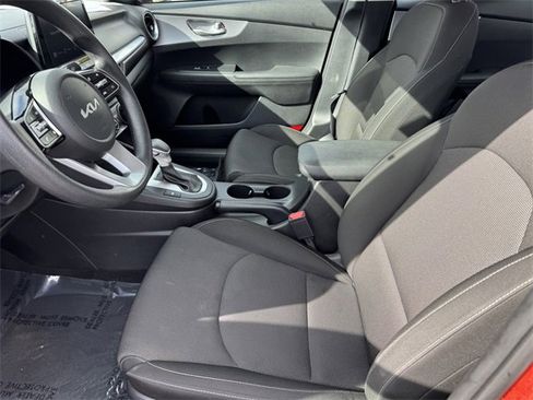Used 2023 Kia Forte LXS image 10