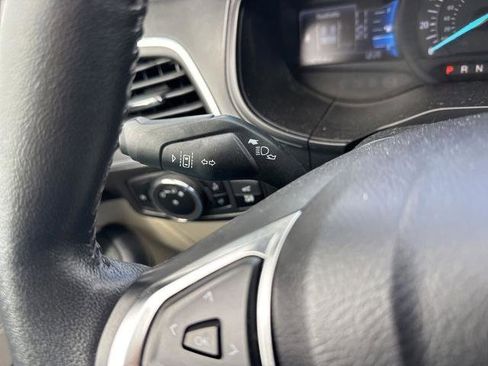 Certified 2023 Ford Edge Titanium AWD/4WD image 27