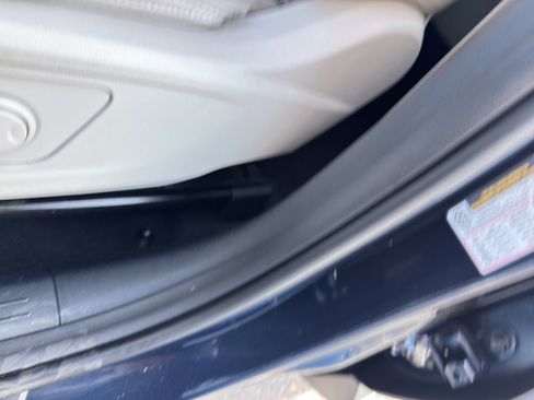 Used 2023 Kia Sorento EX image 23