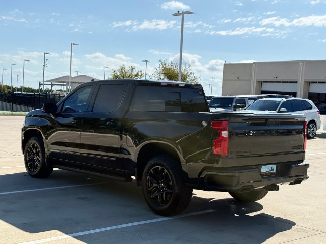 Used 2024 Chevrolet Silverado 1500 High Country w/ Midnight Edition AWD/4WD image 9